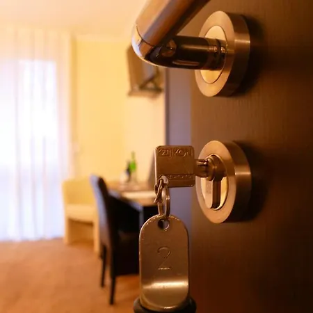 Hotel O'felder 3*